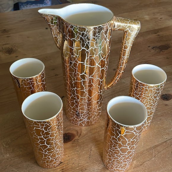 Exquisite Gold Ceramic Bar Set - Picture 3 of 11